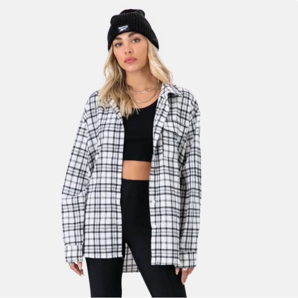Adika black and white flannel